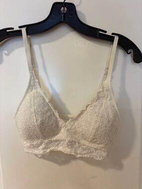 Hollister Lace Triangle Bralette in White Size S